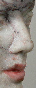 Meduse I; Marmor, Aluminium; H. 32 cm; 2003