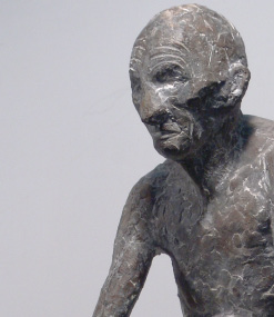 Der alte Mann II; Bronze; H. 58 cm; 1999